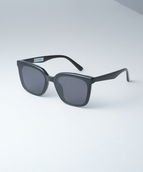 one after another NICE CLAUP（ワンアフターアナザーナイスクラップ）の「フラットレンズサングラス（サングラス・レディース・ブラック/ブラウン・FREE）」の5枚目の写真