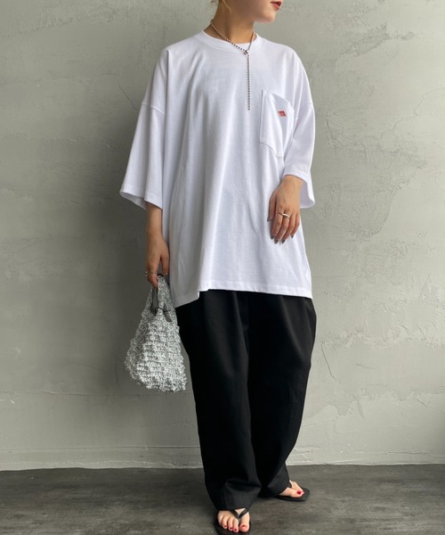 DANTON（ダントン）の「【WEB限定】[DANTON/ダントン] ビッグポケット ワンポイントロゴTシャツ（Tシャツ/カットソー・レディース・ネイビー/ホワイト/チャコールグレー/アイボリー/ブラック/グレイッシュベージュ・M/L）」の20枚目の写真