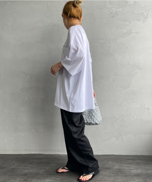 DANTON（ダントン）の「【WEB限定】[DANTON/ダントン] ビッグポケット ワンポイントロゴTシャツ（Tシャツ/カットソー・レディース・ネイビー/ホワイト/チャコールグレー/アイボリー/ブラック/グレイッシュベージュ・M/L）」の21枚目の写真