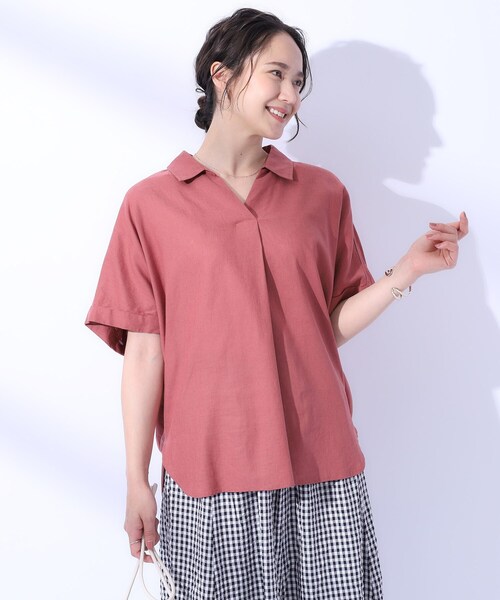 SHOO・LA・RUE（シューラルー）の「◆【UV/抗菌防臭】ゆる さら ふわり フレンチリネンブレンド ドルマンシャツ（シャツ/ブラウス・レディース・グリーン系/ホワイト/ピンク/ブラック系1/ネイビー/ライトパープル/ブルー系その他4/ブルー系その他3/ブルーグリーン/レッド系1/キャメル・00）」の16枚目の写真