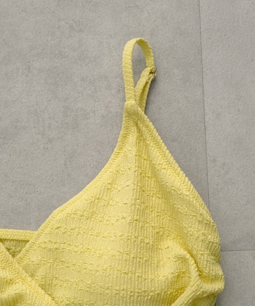 mystic（ミスティック）の「【2024 swim wear】カシュクールリボンスイムウェア（水着・レディース・ブラック/イエロー・FREE）」の13枚目の写真