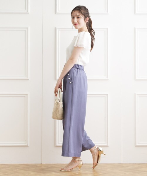 couture brooch（クチュールブローチ）の「◆【主役級！華やか大人レディトップス】チュール×レース袖トップス（Tシャツ/カットソー・レディース・ライトグレー/ブラック/サックスブルー/オフホワイト/ブラウン系その他・40/38/42/36）」の7枚目の写真