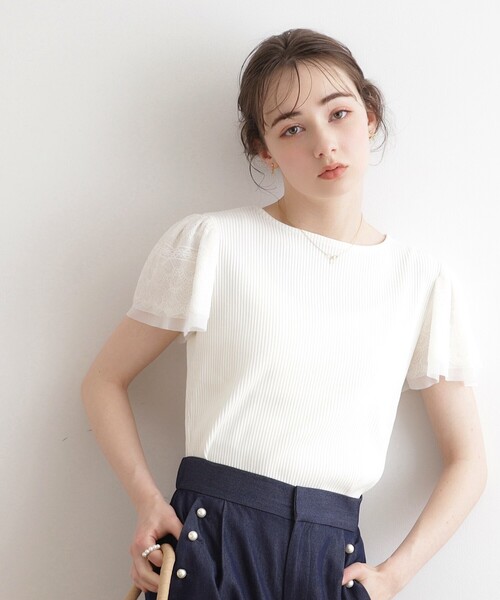 couture brooch（クチュールブローチ）の「◆【主役級！華やか大人レディトップス】チュール×レース袖トップス（Tシャツ/カットソー・レディース・ライトグレー/ブラック/サックスブルー/オフホワイト/ブラウン系その他・40/38/42/36）」の13枚目の写真