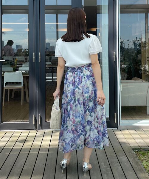 couture brooch（クチュールブローチ）の「◆【主役級！華やか大人レディトップス】チュール×レース袖トップス（Tシャツ/カットソー・レディース・ライトグレー/ブラック/サックスブルー/オフホワイト/ブラウン系その他・40/38/42/36）」の19枚目の写真