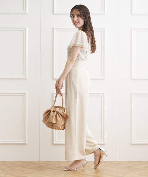 couture brooch（クチュールブローチ）の「◆【主役級！華やか大人レディトップス】チュール×レース袖トップス（Tシャツ/カットソー・レディース・ライトグレー/ブラック/サックスブルー/オフホワイト/ブラウン系その他・40/38/42/36）」の22枚目の写真