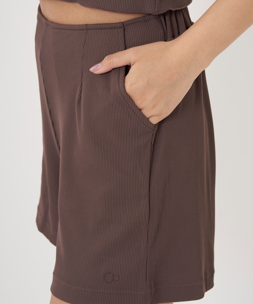 Ocean Pacific（オーシャンパシフィック）の「【OP/オーピー】レディースタンキニ水着4点セット ラッシュガード付き バックオープンTシャツ リブ水着  サウナ 体型カバー  ヨガウェア ピラティス トレーニングウェア（水着・レディース・ブラウン/ブラック/カーキ・LARGE/MEDIUM）」の21枚目の写真