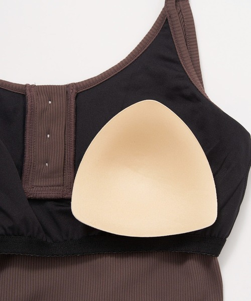 Ocean Pacific（オーシャンパシフィック）の「【OP/オーピー】レディースタンキニ水着4点セット ラッシュガード付き バックオープンTシャツ リブ水着  サウナ 体型カバー  ヨガウェア ピラティス トレーニングウェア（水着・レディース・ブラウン/ブラック/カーキ・LARGE/MEDIUM）」の22枚目の写真