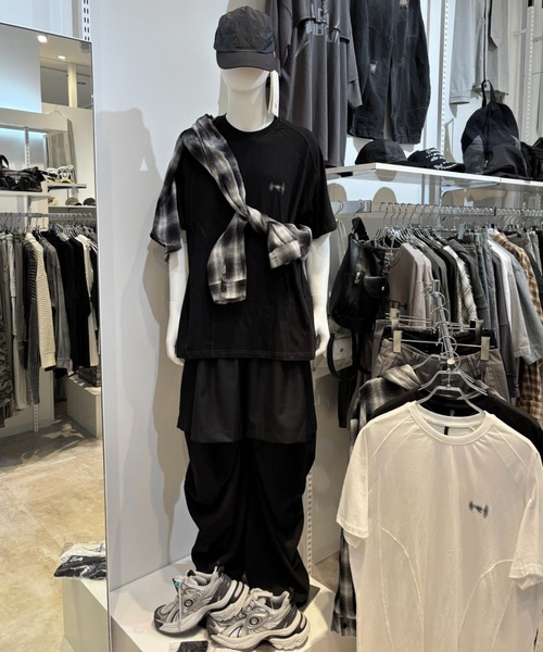 XU（エックスユー）の「【Never mind the XU別注】check hood