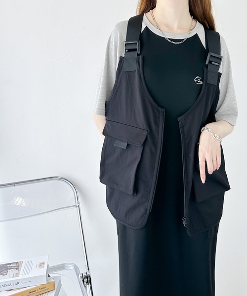 classicalelf(クラシカルエルフ)の「カジュアルコーデの定番。ポケット付き胸刺繍ラグランワンピース(ワンピース・レディース・ブラック×グレー/ベージュ系その他/ブラック×ブラック・LARGE/MEDIUM/SMALL/X-LARGE)」の7枚目の写真