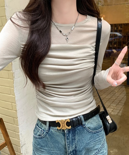 LAC-VERT(ラック・ヴェール)の「シアードレープトップス(Tシャツ/カットソー・レディース・オフホワイト/グレイッシュベージュ/カーキ・FREE)」の11枚目の写真