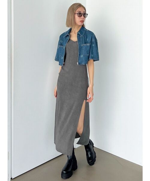 EMODA（エモダ）の「フロントジップデニムシャツ（シャツ/ブラウス・レディース・グレー/ライトブルー/ブラック・FREE）」の17枚目の写真