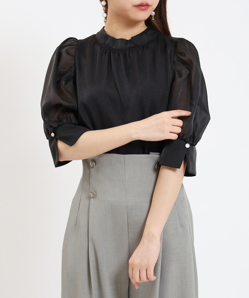 ASTORIA ODIER（アストリアオディール）の「ラメシアーバックリボンブラウス(接触冷感裏地)（シャツ/ブラウス・レディース・ホワイト/ピンク/ベージュ/サックスブルー/ブラック・MEDIUM）」の3枚目の写真