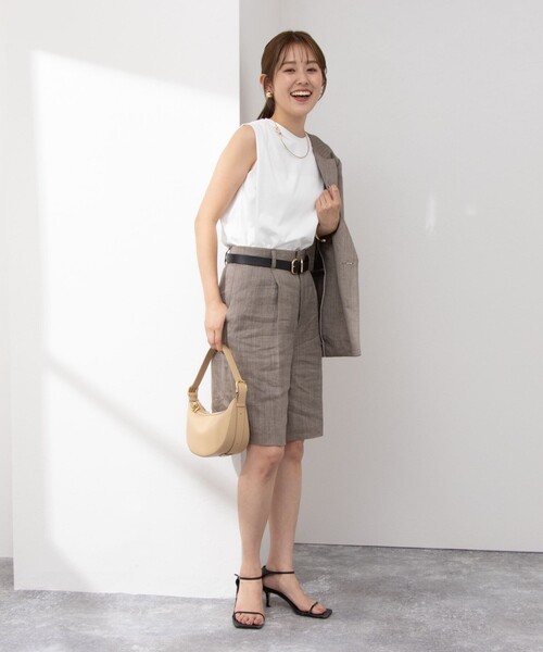 NOLLEY’S（ノーリーズ）の「BASICタックノースリーブTシャツ（Tシャツ/カットソー・レディース・ベージュ/グリーン/オフホワイト/ブラック系その他/ベビーピンク/ブラック・36/38）」の20枚目の写真