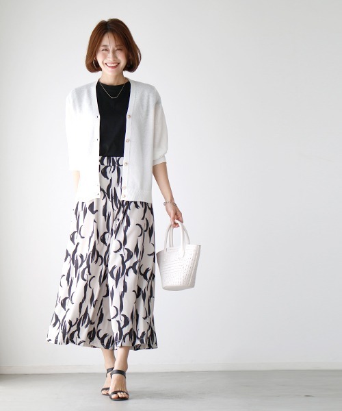 Ehre style(エーレスタイル)の「アラフォーの夏!カーデ必須の理由は?ビタミンカラーカーデ(カーディガン/ボレロ・レディース・ベージュ/オレンジ/ホワイト/グリーン/ブルー・FREE)」の21枚目の写真