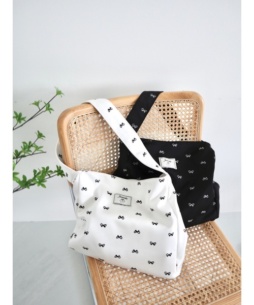 JUMELLE（ジュメロ）の「【限定販売】ripri tote bag（トートバッグ・レディース・ホワイト/ブラック・FREE）」の21枚目の写真