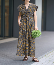 IENA LA BOUCLE DEVEAUX プリントワンピース