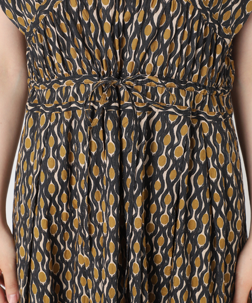 IIENA LA BOUCLE DEVEAUX プリントワンピース IENA LA BOUCLE ワンピース DEVEAUX プリントワンピース
