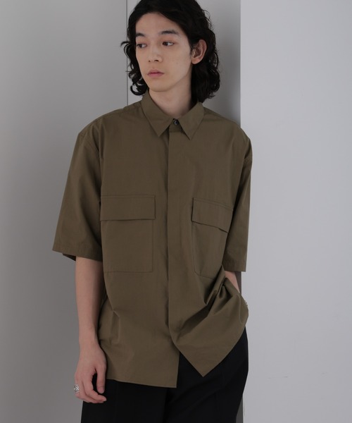 【ZOZO限定】タイプライターフラップ付きビックボケット半袖シャツ（シャツ/ブラウス）｜nano･universe（ナノユニバース） 7,293円