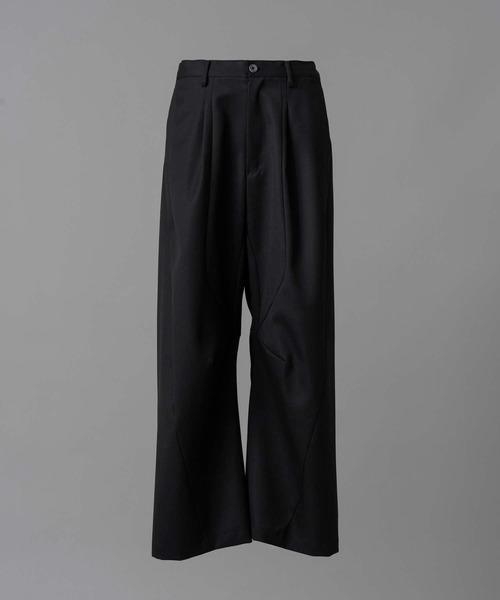 メゾンスペシャル　ウール　立体裁断　スラックス　サイズ0 定価26,400円　黒 UNISEX》Chambray Wool Prime-Wide Three-Dimensional Cutting Pants