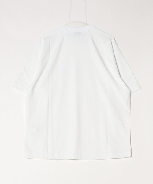 JACQUEMUS(ジャックムス)の「LE TSHIRT TYPO(Tシャツ/カットソー・メンズ・ブラック/ホワイト・L/M)」の3枚目の写真