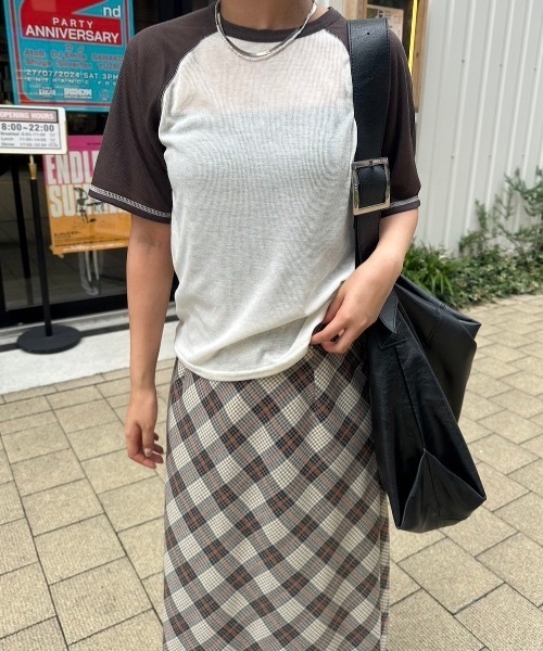 nemne store(ネンネストア)の「カラーステッチシアーラグランTシャツ(Tシャツ/カットソー・レディース・ライトブルー/アイボリー・フリー)」の5枚目の写真