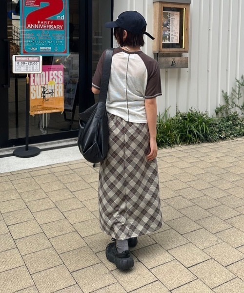 nemne store(ネンネストア)の「カラーステッチシアーラグランTシャツ(Tシャツ/カットソー・レディース・ライトブルー/アイボリー・フリー)」の7枚目の写真