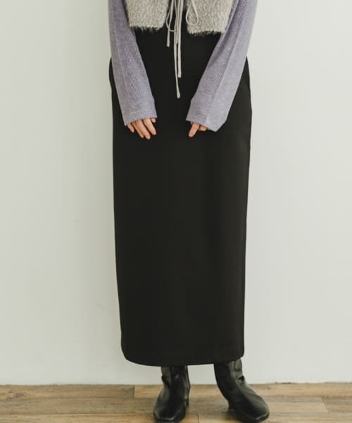 ITEMS URBANRESEARCH（アイテムズ アーバンリサーチ）の「裏起毛ポンチスカート（スカート・レディース・ブラック/その他/チャコールグレー・FREE/-）」の2枚目の写真