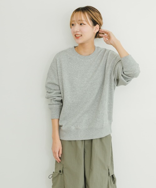 ITEMS URBANRESEARCH(アイテムズ アーバンリサーチ)の「ラメクルーネックスウェット(スウェット・レディース・グレー/ネイビー・FREE)」の8枚目の写真