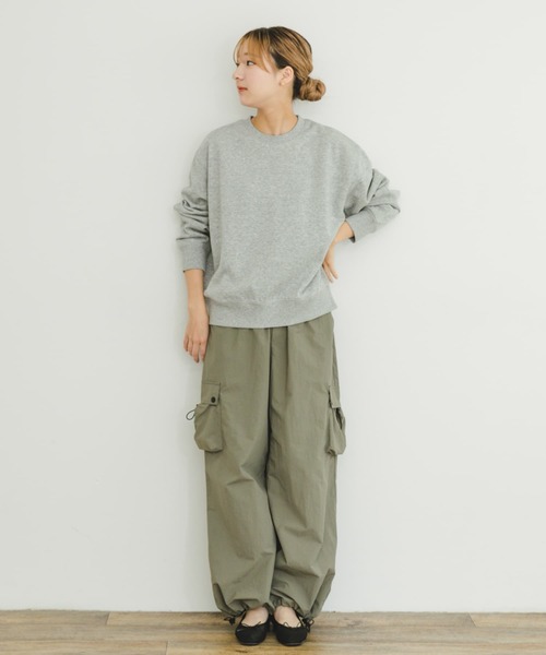 ITEMS URBANRESEARCH(アイテムズ アーバンリサーチ)の「ラメクルーネックスウェット(スウェット・レディース・グレー/ネイビー・FREE)」の12枚目の写真