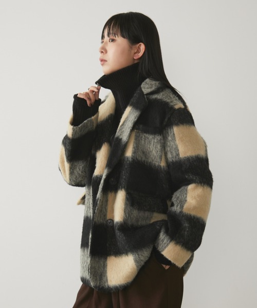 Aunt Marie's(アントマリーズ)の「ブロックチェックシャギーミドルコート(チェスターコート・レディース・ベージュ・FREE)」の2枚目の写真