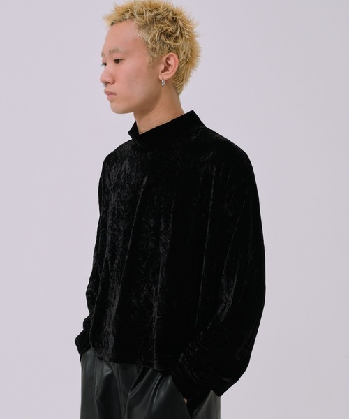 Ameno Auro(アメノアウロ)の「【Ameno Auro/アメノアウロ】クラックベロアハイネッククロップドプルオーバー(Tシャツ/カットソー・レディース・グリーン/チャコールグレー/ブラック・S/L/M)」の16枚目の写真