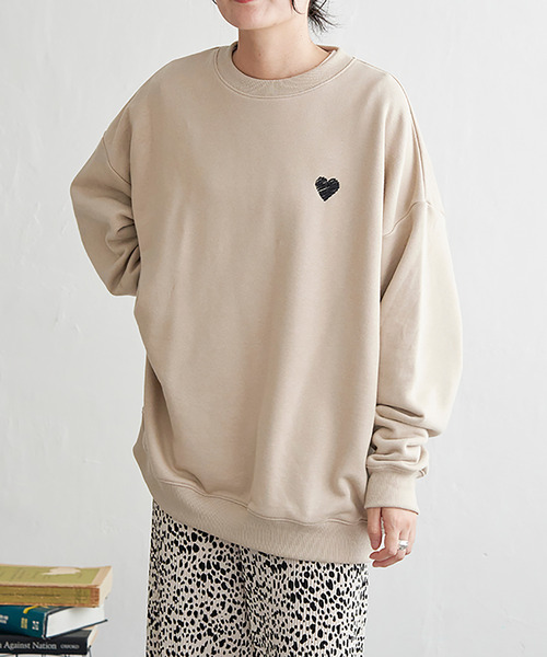 VENCEEXCHANGE（ヴァンスエクスチェンジ）の「ラメ裏毛ハートスウェット（スウェット・レディース・チャコール/グレー系その他/ベージュ・FREE）」の3枚目の写真