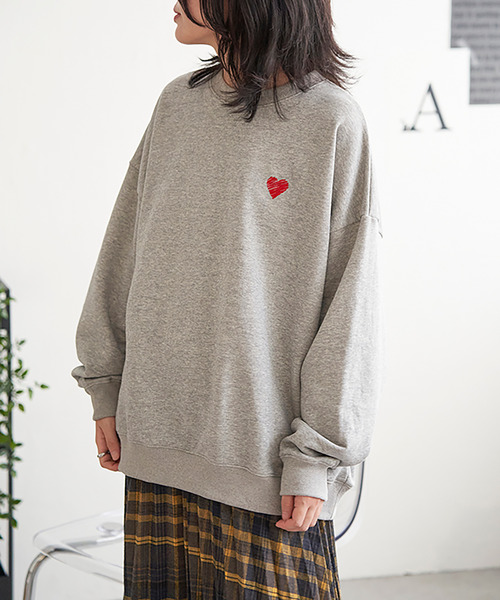 VENCEEXCHANGE（ヴァンスエクスチェンジ）の「ラメ裏毛ハートスウェット（スウェット・レディース・チャコール/グレー系その他/ベージュ・FREE）」の4枚目の写真