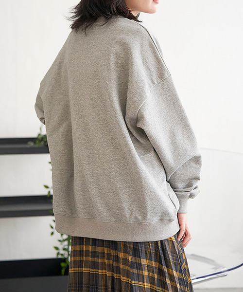 VENCEEXCHANGE（ヴァンスエクスチェンジ）の「ラメ裏毛ハートスウェット（スウェット・レディース・チャコール/グレー系その他/ベージュ・FREE）」の5枚目の写真