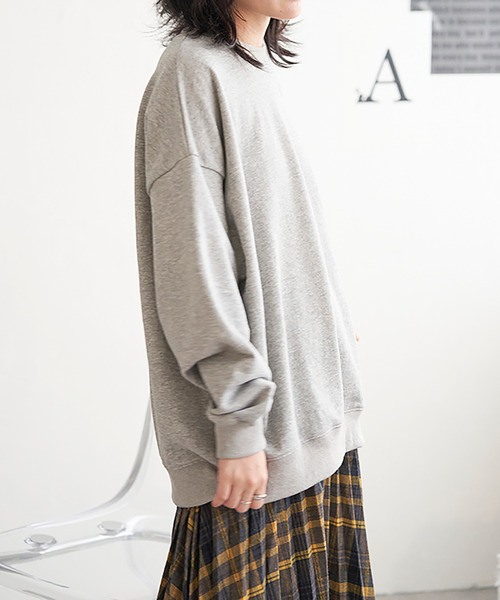 VENCEEXCHANGE（ヴァンスエクスチェンジ）の「ラメ裏毛ハートスウェット（スウェット・レディース・チャコール/グレー系その他/ベージュ・FREE）」の6枚目の写真