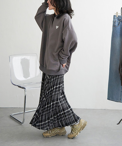 VENCEEXCHANGE（ヴァンスエクスチェンジ）の「ラメ裏毛ハートスウェット（スウェット・レディース・チャコール/グレー系その他/ベージュ・FREE）」の19枚目の写真