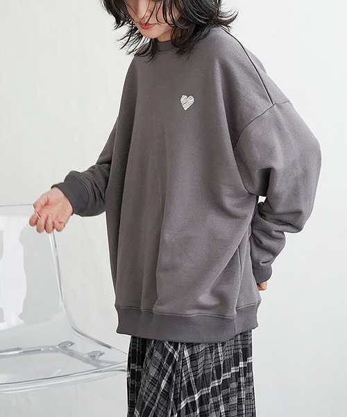 VENCEEXCHANGE（ヴァンスエクスチェンジ）の「ラメ裏毛ハートスウェット（スウェット・レディース・チャコール/グレー系その他/ベージュ・FREE）」の13枚目の写真