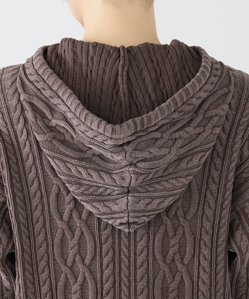 Guess(ゲス)の「【GUESS/ゲス】 GO CABLEKNIT OVERSIZE ZIP HOODIE(パーカー・レディース・ブラウン・X-SMALL)」の7枚目の写真