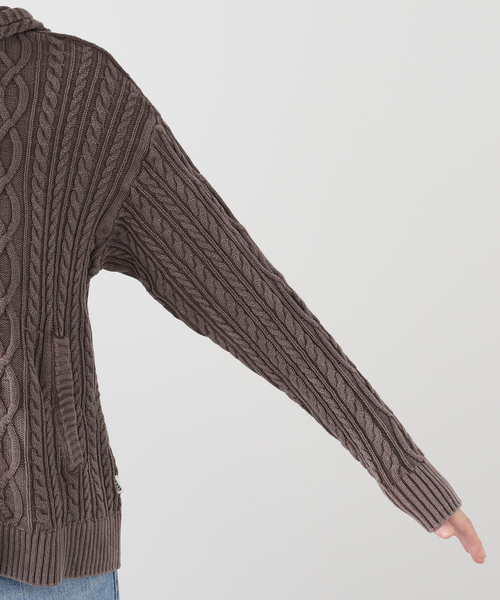 Guess(ゲス)の「【GUESS/ゲス】 GO CABLEKNIT OVERSIZE ZIP HOODIE(パーカー・レディース・ブラウン・X-SMALL)」の8枚目の写真