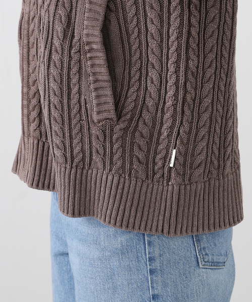 Guess(ゲス)の「【GUESS/ゲス】 GO CABLEKNIT OVERSIZE ZIP HOODIE(パーカー・レディース・ブラウン・X-SMALL)」の12枚目の写真