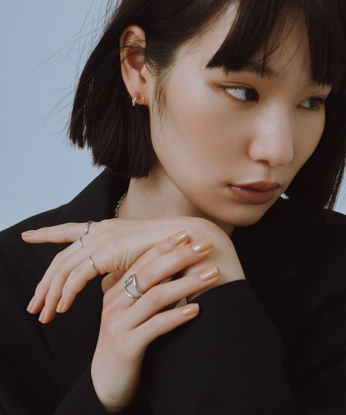 novice（ノーヴィス）の「【novice】Curl Twist Pierce（ピアス（両耳用）・レディース・シルバー/ゴールド・FREE）」の6枚目の写真