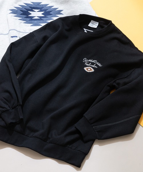 UNDERWRAPS（アンダーラップス）の「【UNDER WRAPS/アンダーラップス】裏起毛前後刺繍スウェットトレーナー（スウェット・レディース・アイボリー/グリーン/ブラック・MEDIUM/LARGE）」の3枚目の写真