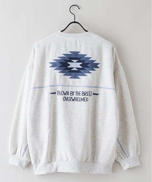 UNDERWRAPS（アンダーラップス）の「【UNDER WRAPS/アンダーラップス】裏起毛前後刺繍スウェットトレーナー（スウェット・レディース・アイボリー/グリーン/ブラック・MEDIUM/LARGE）」の18枚目の写真