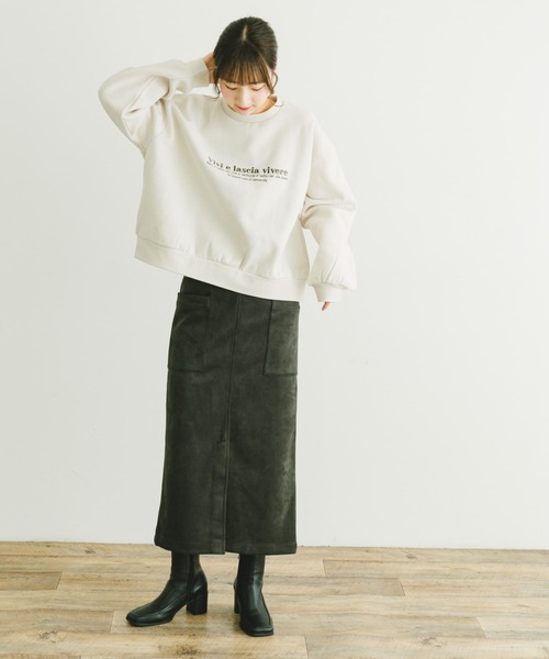 ITEMS URBANRESEARCH（アイテムズ アーバンリサーチ）の「裏起毛刺繍スウェット（Tシャツ/カットソー・レディース・オフホワイト/レッド/チャコールグレー/グレー系その他・FREE）」の9枚目の写真