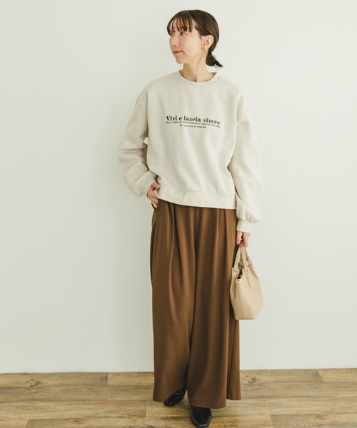 ITEMS URBANRESEARCH（アイテムズ アーバンリサーチ）の「裏起毛刺繍スウェット（Tシャツ/カットソー・レディース・オフホワイト/レッド/チャコールグレー/グレー系その他・FREE）」の13枚目の写真