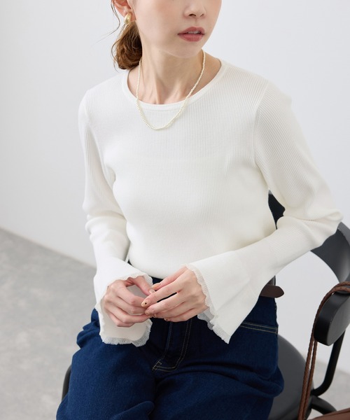 ROPE' PICNIC（ロペピクニック）の「袖口フレアシアーニットプルオーバー/洗濯機OK（ニット/セーター・レディース・ブラック/オフホワイト/ピンク系その他2/グレー系その他・38）」の2枚目の写真