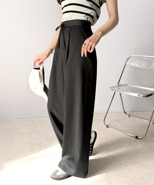 mily bilet(ミウィビレット)の「【mily bilet】新感覚デザイン。レース使いダブルウエストワイドスラックスパンツ(スラックス・レディース・グレー/ネイビー/ブラック/アイボリー/グレー系その他・SMALL/X-LARGE/LARGE/MEDIUM)」の7枚目の写真