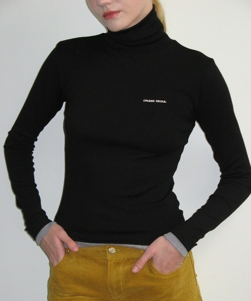 韓国ブランド CRANK クランク LAYERED BASIC TURTLENECK 長袖トップス 長袖Tシャツ タートルネック スリムトップス シンプル 韓国ファッション 韓国ストリート ストリートファッション