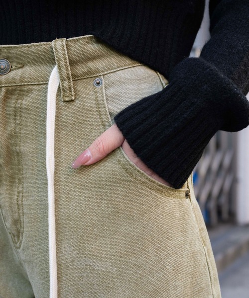 WEGO（ウィゴー）の「WEGO/ヴィンテージウォッシュダックダブルニーバギーパンツ（デニムパンツ・レディース・ベージュ系その他/ベージュ・SMALL/MEDIUM）」の5枚目の写真