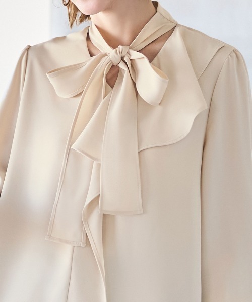 美品　セオリー ボウタイブラウス 長袖 ウォッシャブル トップス　フリル 白 SOFT FEMININITY | Theory luxe（セオリーリュクス）公式通販サイト